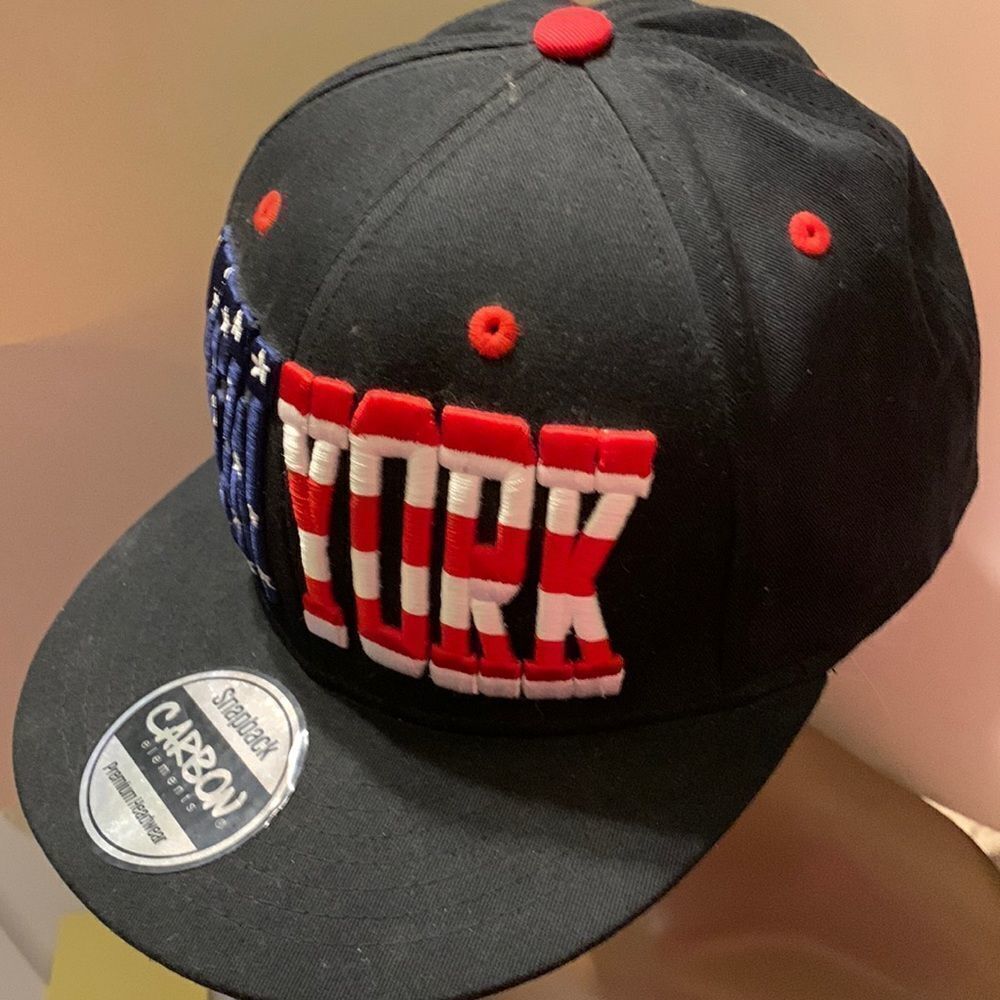 Carbon Elements new with tags New York red, white and blue cap